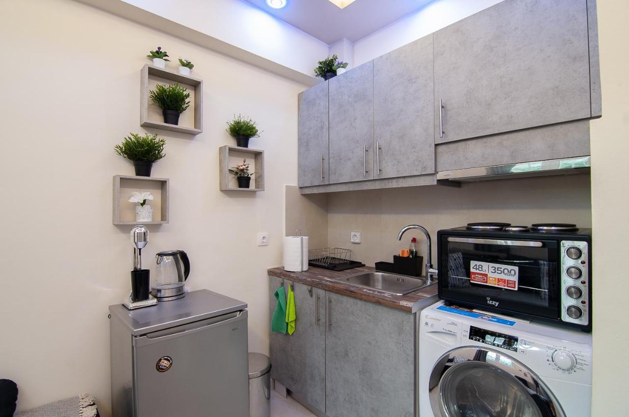 Modern Studio For 4 In Glyfada Apartman Athén Kültér fotó