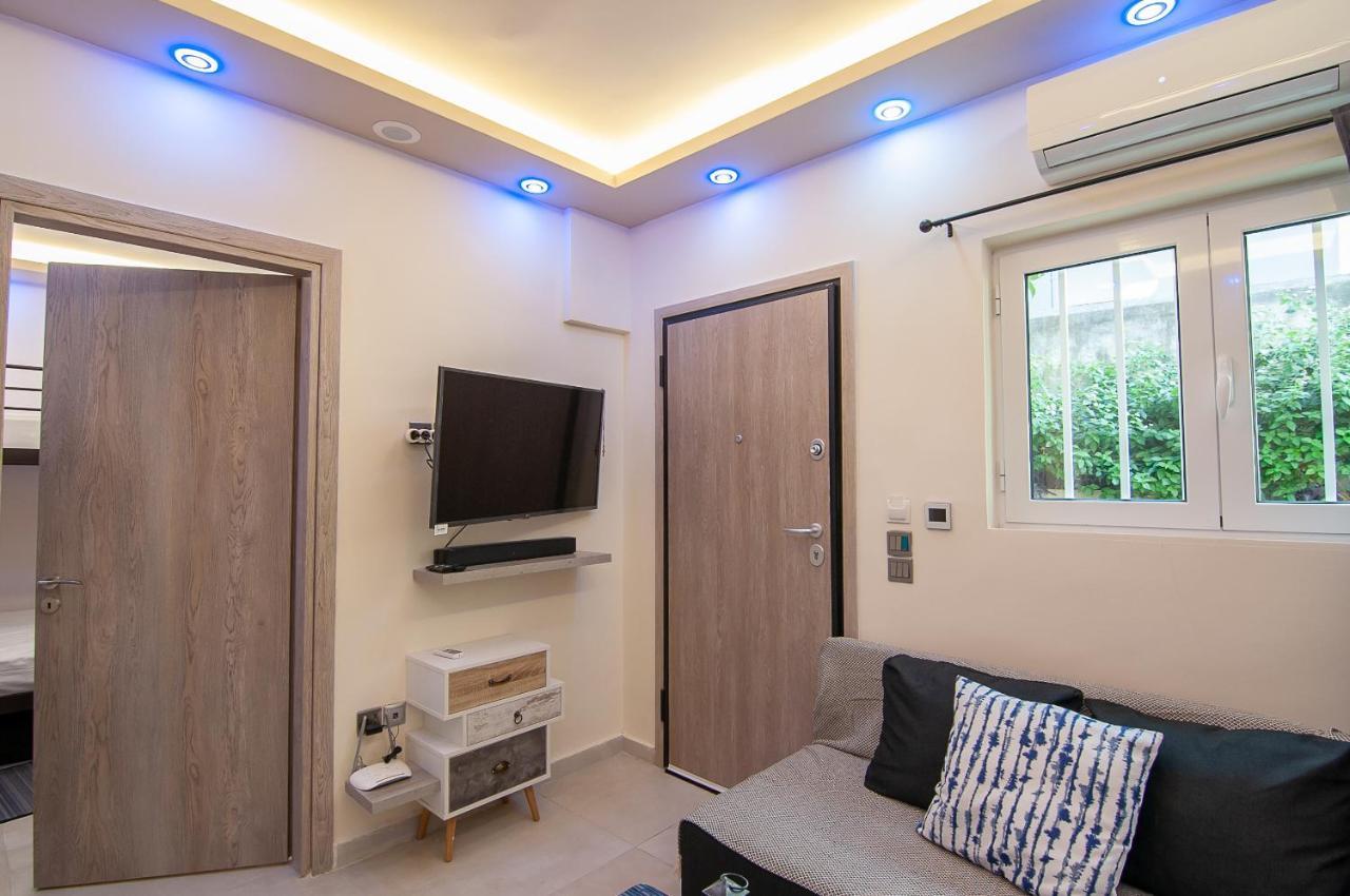 Modern Studio For 4 In Glyfada Apartman Athén Kültér fotó